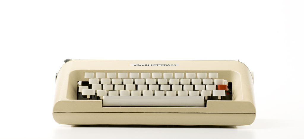Lettera 35 typewriter