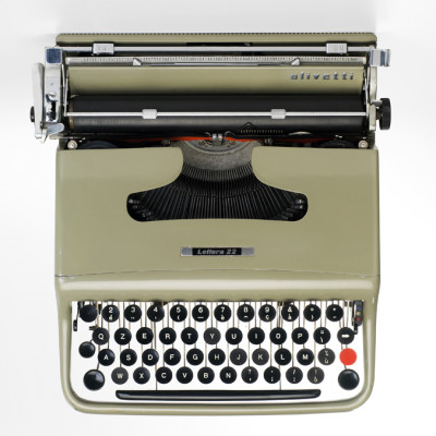 Lettera 22 typewriter